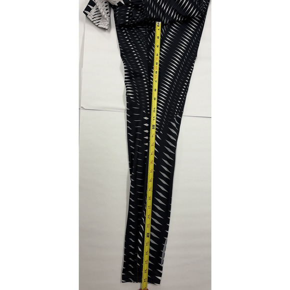 Under Armour Leggings Womens Large Compression Black White Activewear - Picture 7 of 7